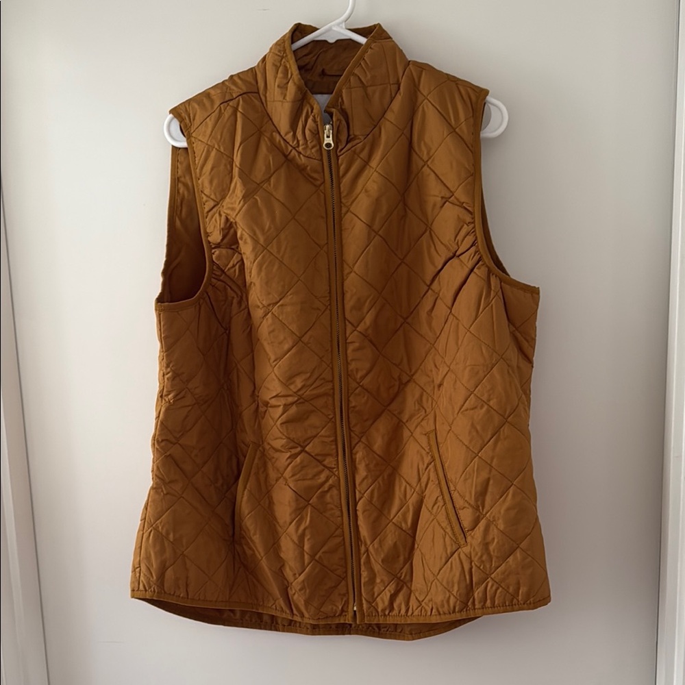 Old Navy Women's Quilted Brown Vest